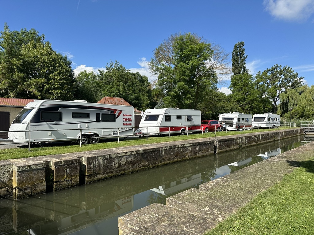 KABE Wohnwagen an der Unstrutschleuse