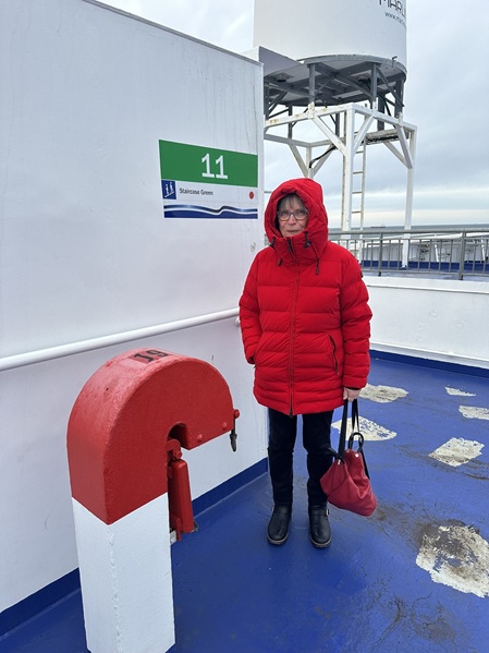 Frau auf dem Deck der StenaLine