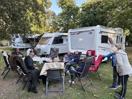 Geselliges Beisammensein der KABE-Freunde