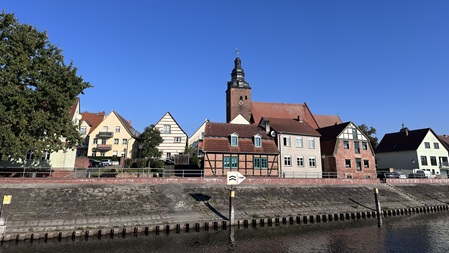 Blick vom Wasser auf Havelberg