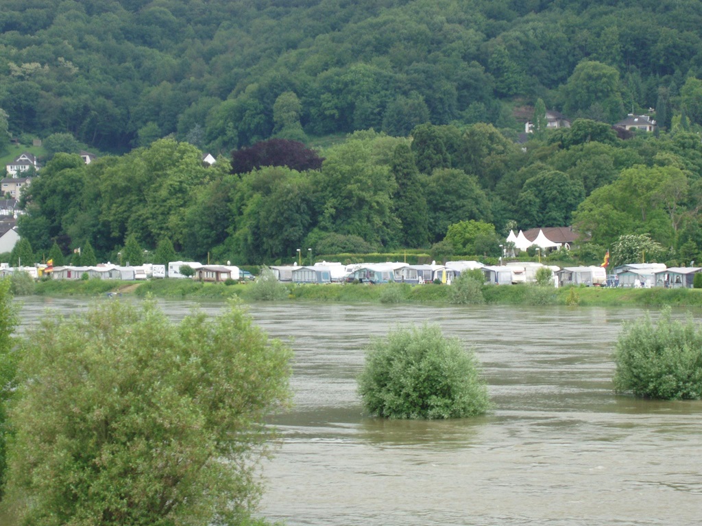 2006 Rheincamping Siebengebirgsblick mit dem Wohnwagen