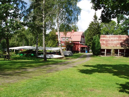 2017 Entlang der Naturschutzgebiete im südlichen Schweden mit dem Wohnwagen